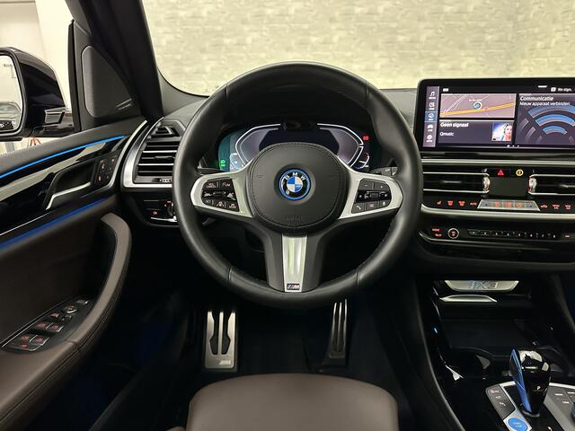 BMW X3 iX3 M-Sport 80 kWh | Panorama | 360 Camera | ACC | Leder | 99% SOH | Head-Up | Keyless-Entry | Harman-Kardon | Memory | Dodehoek | 3-Zone Clima | Sfeerverlichting | Carplay | ISO-Glas | Draadloos Laden | Bovag Garantie |