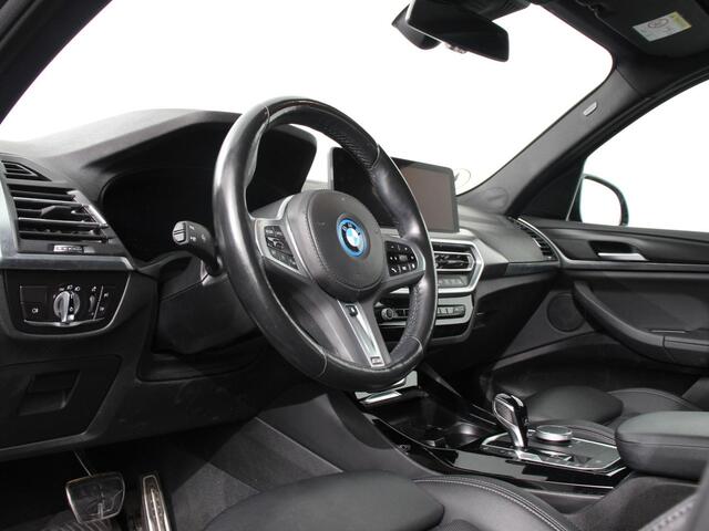BMW X3 xDrive30e 292pk M-Sport Executive PHEV DEMO ! Camera Electrische achterklep Navigatie Apple Carplay/Android Auto Parkeer sensoren