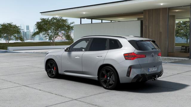 BMW X3 30e xDrive M Sport Automaat / Trekhaak / Panoramadak / Sportstoelen / Comfort Access / Stoelventilatie / Harman Kardon