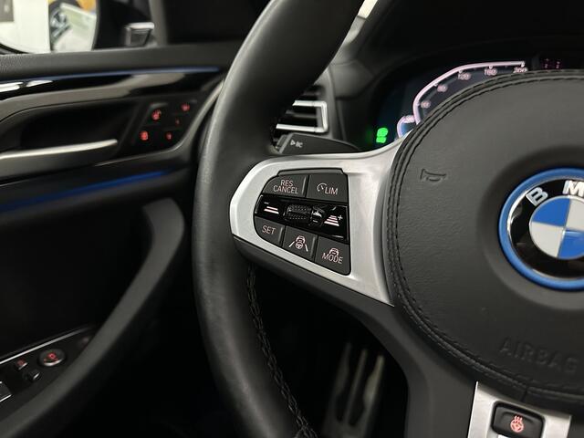 BMW X3 iX3 M-Sport | Sophisto Grey! | Panorama | ACC | Leder | Memory | El. Trekhaak | 97.6% SOH | Sfeerverlichting | 3-Zone Clima | Carplay | LED | Btw auto, 35250,= ex. | Rijklaar incl. Bovag garantie!