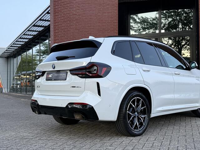 BMW X3 xDrive30e M-Sport Trekhaak Sfeerverlichting