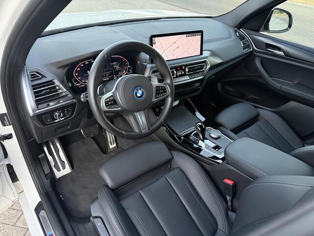 BMW X3 xDrive30e M-Sport Trekhaak Sfeerverlichting