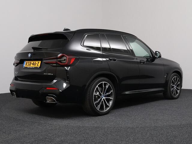 BMW X3 xDrive30e High Executive M | ACC | Panoramadak | Harman Kardon | Camera!