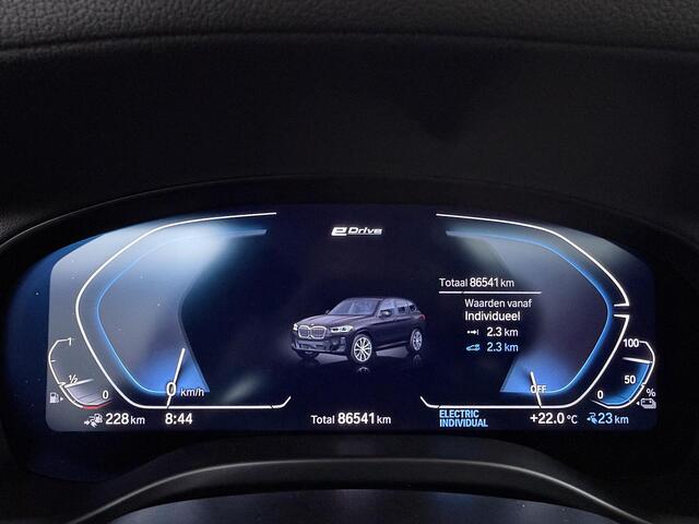 BMW X3 xDrive30e High Executive M | ACC | Panoramadak | Harman Kardon | Camera!