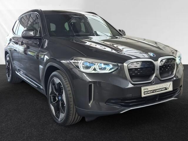 BMW X3 iX3 80 kWh (210kW/286pk) ** LED, LEDER, PANO, TREKH, H&K SOUND, 20-inch LMV ** 1e EIG - Slechts 36.600km. ** ** INFORMEER OOK NAAR ONZE AANTREKKELIJKE FINANCIAL-LEASE TARIEVEN **