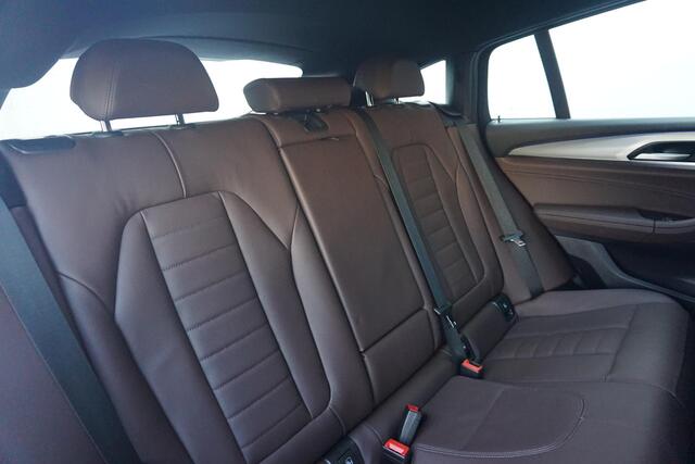 BMW X4 xDrive20i High Executive M Sport / Panorama Dak / Comfort Acces / Laserlight / Hifi