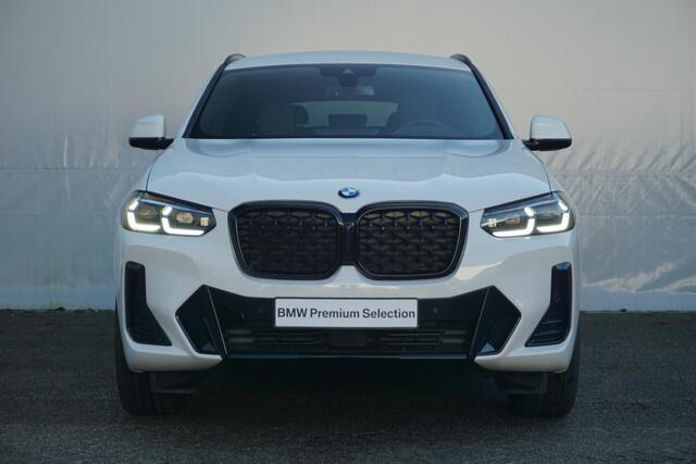 BMW X4 xDrive20i High Executive M Sport / Trekhaak / Head-Up / Comfort Acces