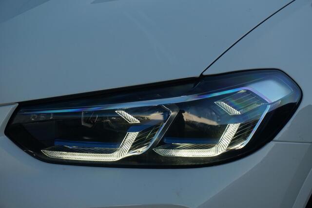 BMW X4 xDrive20i High Executive M Sport / Trekhaak / Head-Up / Comfort Acces