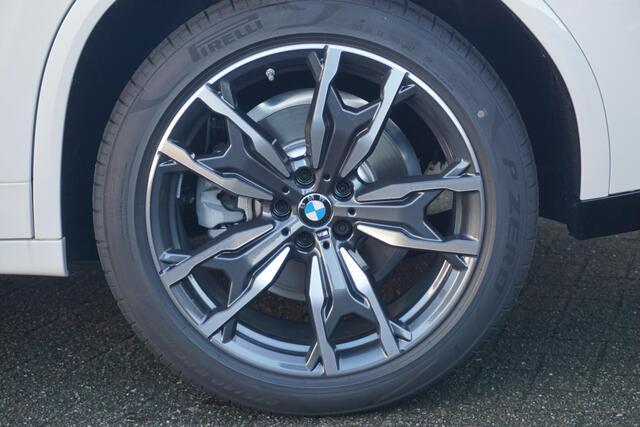 BMW X4 xDrive20i High Executive M Sport / Trekhaak / Head-Up / Comfort Acces