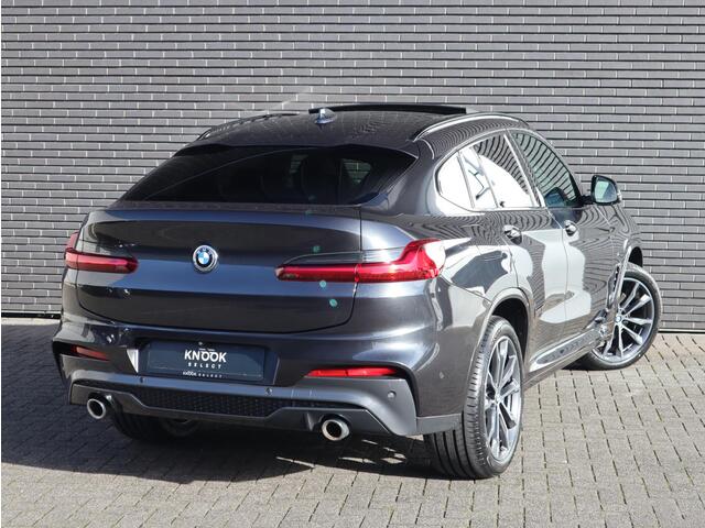 BMW X4 xDrive30i High Executive M Sport Pakket Automaat / Navigatie Professional / Panoramadak / Head-Up Display / Driving Assistant Plus / Innovation Pakket / Leder / M Sportremsysteem / Adaptief Onderstel / 20 Inch