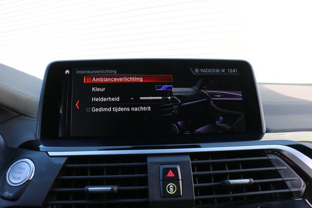 BMW X4 M40i High Executive (Panoramadak Sportleder/Memory Navi HeadUp ACC Keyless Camera Full-Led Trekhaak 20InchLMV)