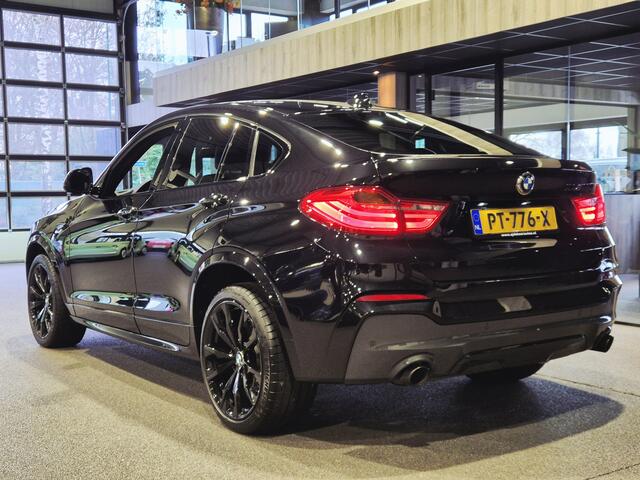 BMW X4 M40i High Executive Panorama | Camera | 20" | Electrische trekhaak | Leder | Stoelverwarming