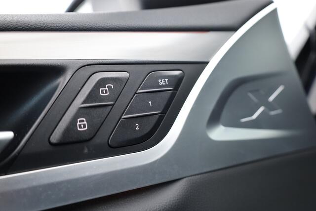 BMW X4 M40i High Executive Edition | Pano | Elek. Trekhaak | Stoelvent. | Memory | Keyless | 360cam | HUD | Stoel- Stuurverw.