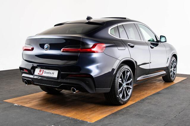 BMW X4 xDrive20i M Sport - Trekhaak - Panoramadak - Head up - Harman Kardon - Driving/parking Assistant Plus - Elektrisch verwarmde voorstoelen - Comfort Access - Sportstoelen - Active Protection -