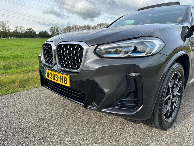 BMW X4 xDrive20i Bns Ed.+ LEDER | PANORAMADAK | NAP !