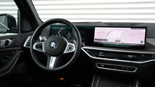 BMW X5 xDrive30d M-Sport Pro | Sky Lounge | Massage | Soft-Close | Harman/Kardon | Trekhaak | Standkachel | Achterasbesturing