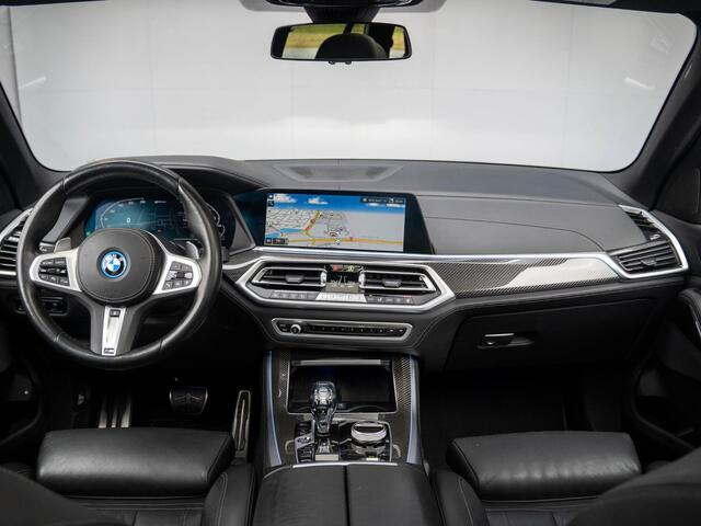 BMW X5 xDrive45e | M Sportpakket | High Executive | Comfortstoelen voor | Panorama dak | Active Steering
