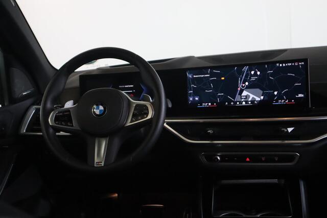 BMW X5 xDrive40d M Sportpakket Pro | Innovation Pack | Travel Pack | 22'' LMV Styling 749 Bicolor