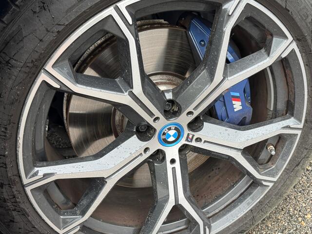 BMW X5 xDrive45e 394pk M-Sportpakket Dravit Pano B&W Skylounge Trk.haak Swarovski