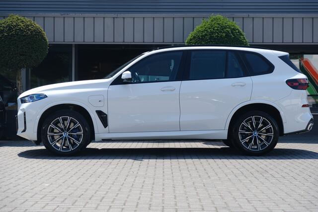 BMW X5 xDrive50e M Sport Panodak Harman Kardon HUD ACC