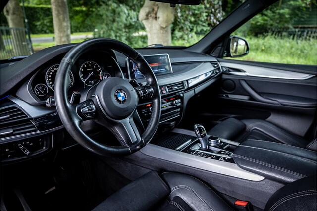 BMW X5 xDrive40e M Sport Adaptive Cruise Panorama HUD