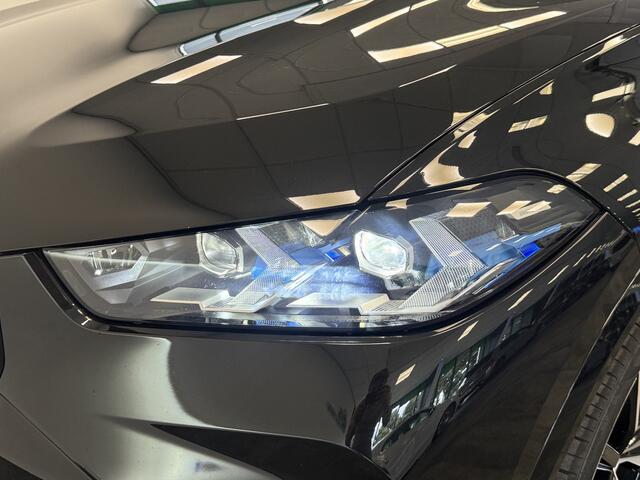 BMW X5 xDrive50e M Sport laser light HUD panodak H&K Shadow Line