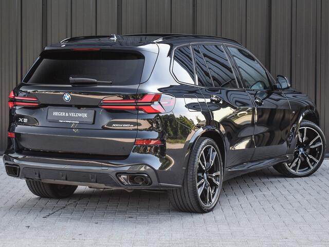 BMW X5 xDrive50e | M-SPORT | COMFORT ACCESS | SOFT-CLOSE | TREKHAAK | PANORAMADAK -SKY LOUNGE | MASSAGE STOELEN | ACOUSTIC GLASS | 4-ZONE CLIMATE | AMBIANCE INTERIEUR | AMBIENT AIR | DRIVING ASSISTANT PROF. | HARMAN/KARDON | DAB+ | INNOTVATION PACK | EXCLUSIVE