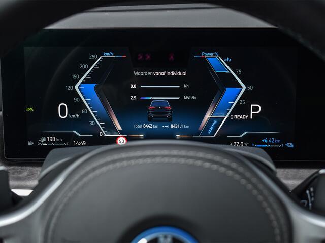 BMW X5 xDrive50e | M-SPORT | COMFORT ACCESS | SOFT-CLOSE | TREKHAAK | PANORAMADAK -SKY LOUNGE | MASSAGE STOELEN | ACOUSTIC GLASS | 4-ZONE CLIMATE | AMBIANCE INTERIEUR | AMBIENT AIR | DRIVING ASSISTANT PROF. | HARMAN/KARDON | DAB+ | INNOTVATION PACK | EXCLUSIVE