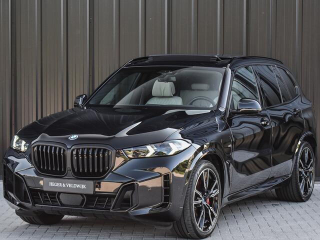 BMW X5 xDrive50e | M-SPORT | COMFORT ACCESS | SOFT-CLOSE | TREKHAAK | PANORAMADAK -SKY LOUNGE | MASSAGE STOELEN | ACOUSTIC GLASS | 4-ZONE CLIMATE | AMBIANCE INTERIEUR | AMBIENT AIR | DRIVING ASSISTANT PROF. | HARMAN/KARDON | DAB+ | INNOTVATION PACK | EXCLUSIVE