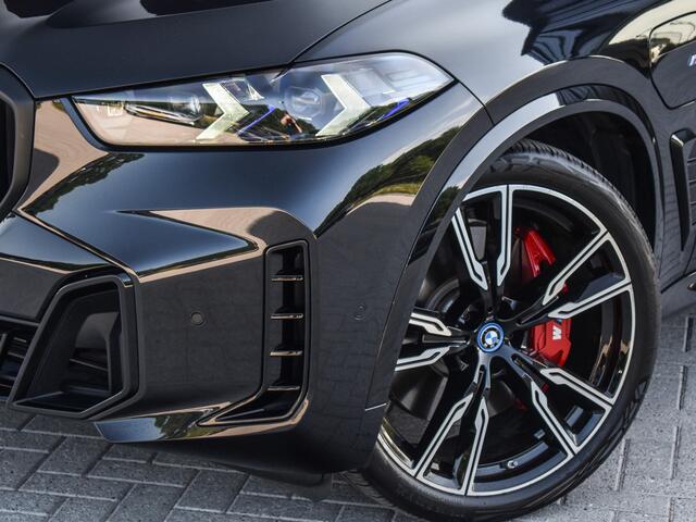BMW X5 xDrive50e | M-SPORT | COMFORT ACCESS | SOFT-CLOSE | TREKHAAK | PANORAMADAK -SKY LOUNGE | MASSAGE STOELEN | ACOUSTIC GLASS | 4-ZONE CLIMATE | AMBIANCE INTERIEUR | AMBIENT AIR | DRIVING ASSISTANT PROF. | HARMAN/KARDON | DAB+ | INNOTVATION PACK | EXCLUSIVE