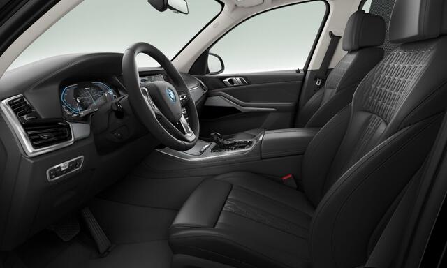 BMW X5 xDrive45e xLine - 13.853km! - Pano - Comfortzetels - 360 Camera