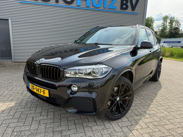 BMW X5 xDrive30d High Executive M Sport Panoramadak LED ACC Trekhaak Harman-Kardon Keyless Entry
