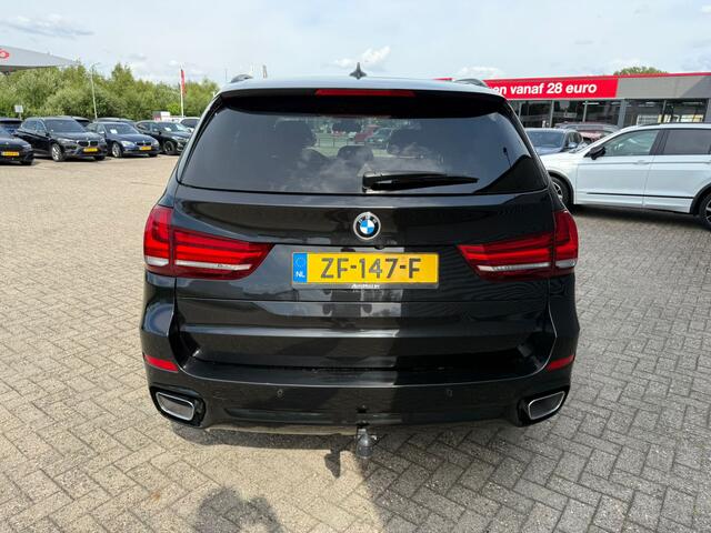 BMW X5 xDrive30d High Executive M Sport Panoramadak LED ACC Trekhaak Harman-Kardon Keyless Entry