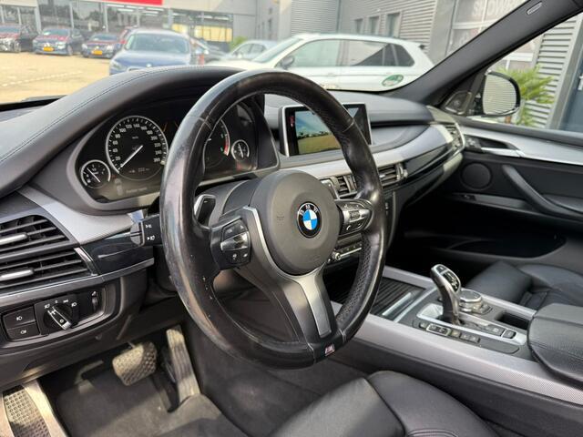 BMW X5 xDrive30d High Executive M Sport Panoramadak LED ACC Trekhaak Harman-Kardon Keyless Entry
