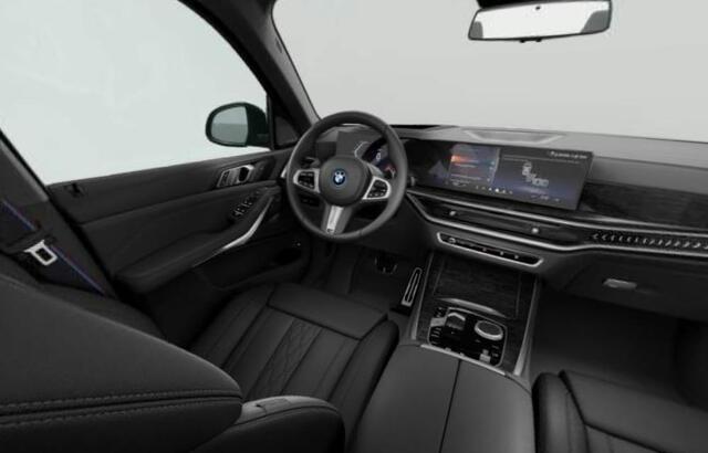 BMW X5 xDrive50e M-sport - Panoramadak - 22 inch - Comfortstoelen - Active Steering - Trekhaak - Harman Kardon - Merino Leder - Comfort Access - Parking Assistant Professional - Driving Assistant Professional