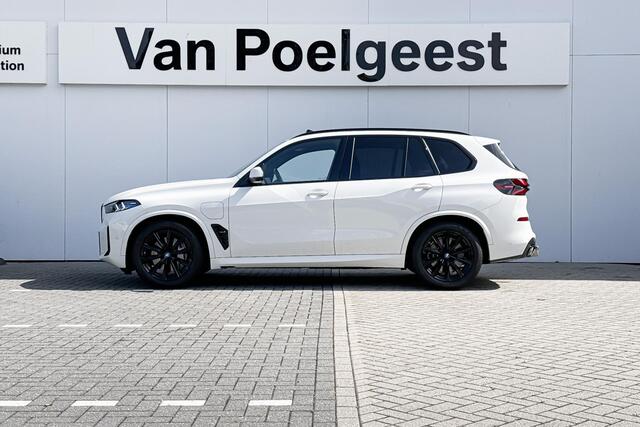 BMW X5 xDrive50e Launch Edition