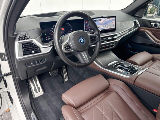 BMW X5 xDrive50e Launch Edition