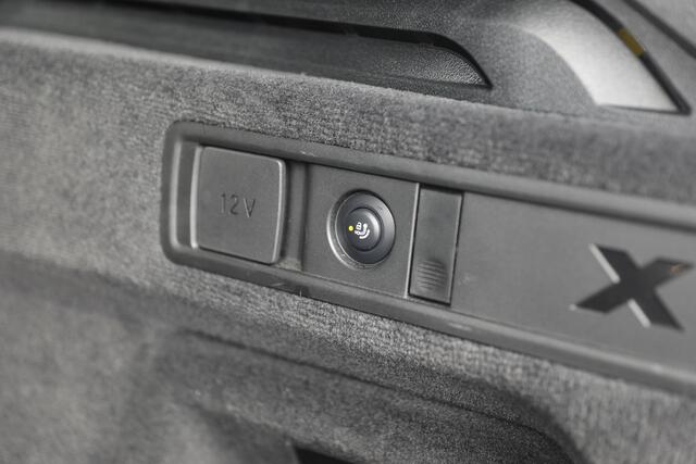 BMW X5 xDrive45e High Executive | M-SPORT | Soft-close | Schuifdak | Trekhaak elektrisch