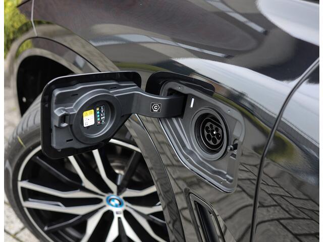 BMW X5 45e X-Drive | M-Sport - Pano - Laser - Trekhaak