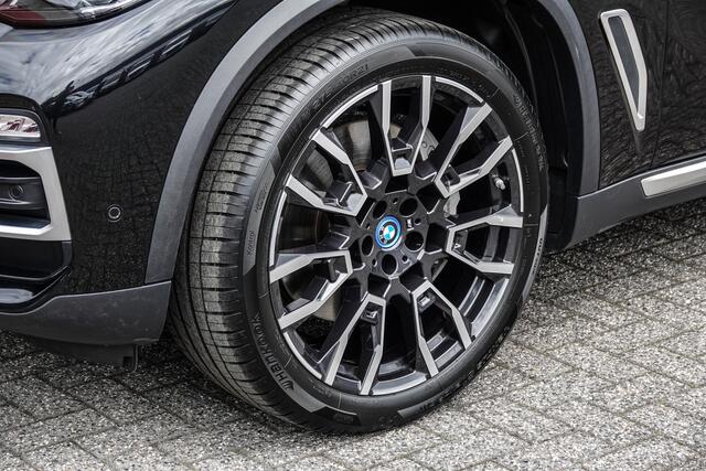 BMW X5 xDrive45e 394Pk Aut. | P High Executive | Luchtvering | Head-Up Display | 360° Camera | Harman-Kardon | 21''