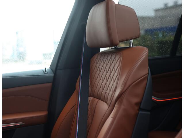BMW X5 50e xDrive | M Performance - Pano - Trekhaak - Massage