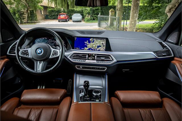 BMW X5 xDrive45e M Sport Individual Vierwielbesturing 22" Panorama Harman Kardon