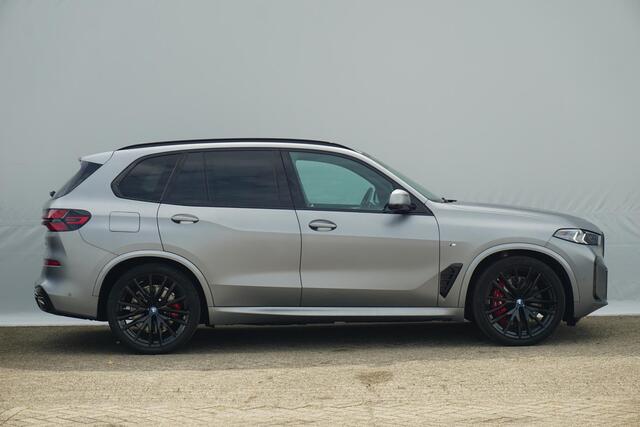 BMW X5 xDrive50e M Sport Pro | Luchtvering / Trekhaak / Memory Stoelen / Warmtecomfort Pack / Comfort Access / 22 Inch /