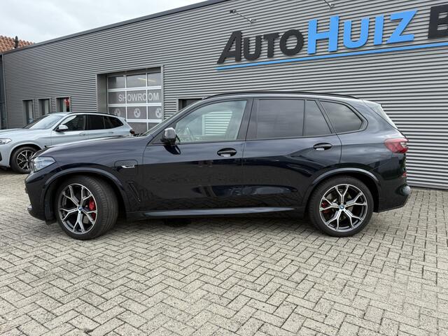 BMW X5 xDrive45e High Executive M Sport Head-Up Display M Sport Zetels Trekhaak Sound-systeem Bowers & Wilkins Sound Systeem Stoelventilatie