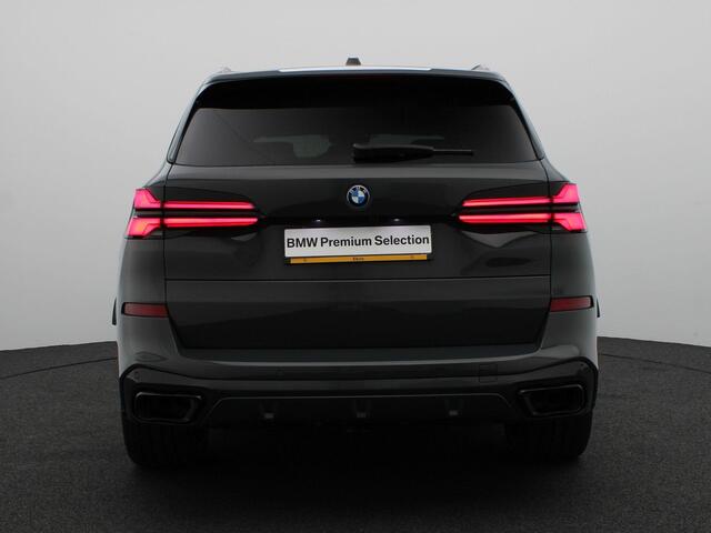 BMW X5 xDrive50e M Sportpakket Pro | Travel Pack | Innovation Pack | Comfort Plus Pack | Exclusive Pack | Comfort Access | Soft Close | Panoramadak | Driving Assistant | Harman Kardon | 22''