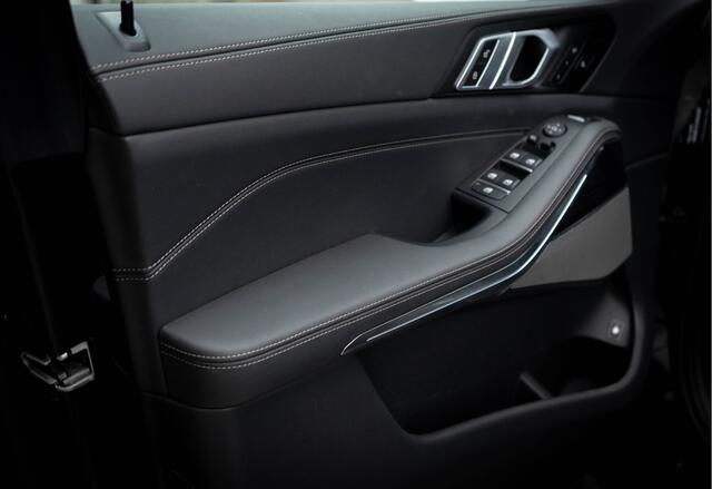 BMW X5 xDrive 50e M performance/ Luchtvering/ Standkachel/ Adaptive Cruise Control/ Panoramadak/ 265kW (360PK)