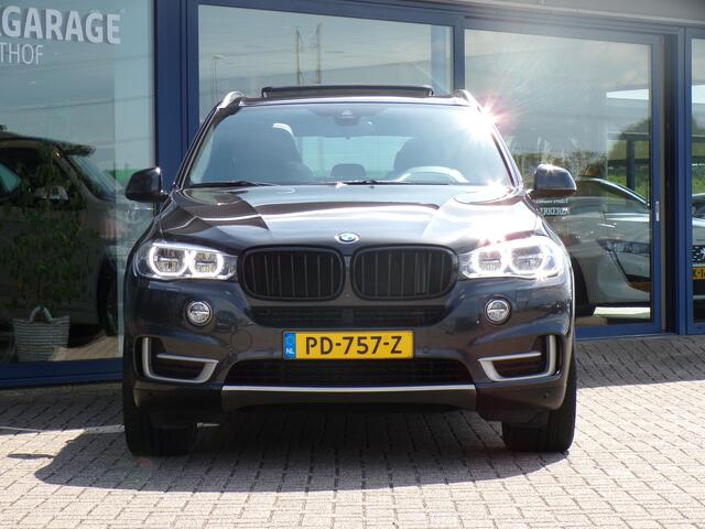 BMW X5 xDrive35i High Executive, Trekhaak / Soft-Close / Harman Kardon / Elektr. Schuifdak / Full LED. / Leder / HUD / 20'' LMV