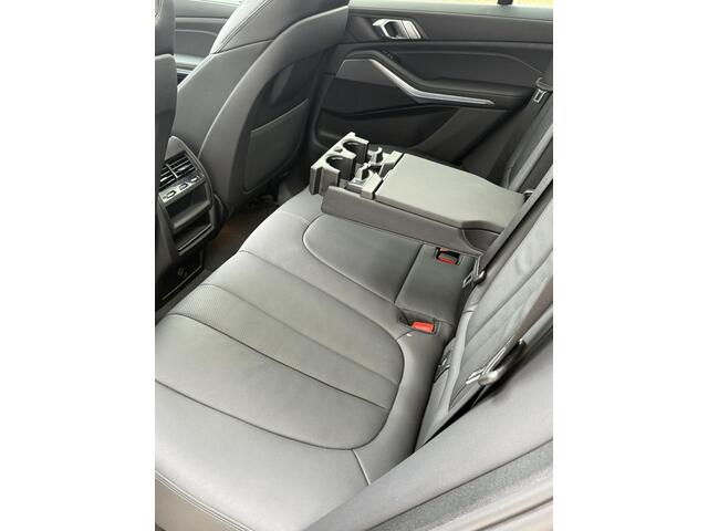 BMW X5 xDrive45e High Executive / M Sport / Pano / Head up / Sportzetels + Memory / 21" Y Spaak / Soft Close