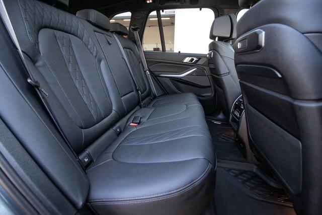 BMW X5 xDrive50e M Sport Pro Packs: Travel, Comfort+, Innovation, Exclusive