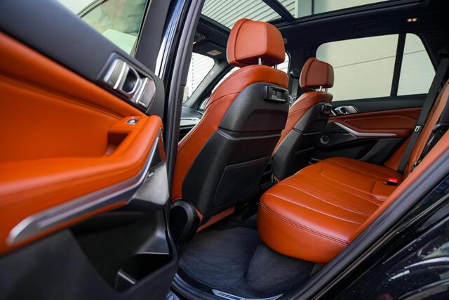 BMW X5 xDrive45e High Executive M Pakket Panoramadak Adapt. Cruise HUD Carbon Luxe Leder 21''LM